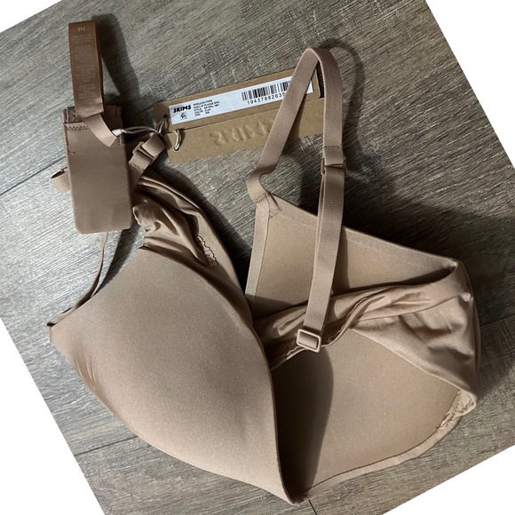 SKIMS Wireless Form Push Up Plunge Bra Color Clay 34B  NWT - Picture 5 of 5